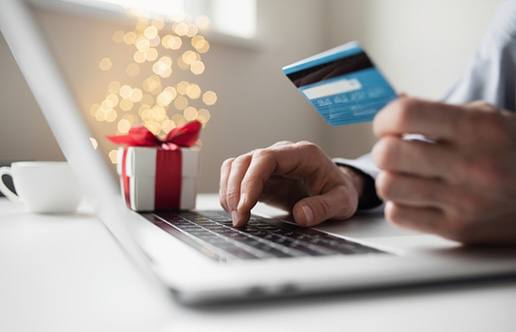 Shopping and paying safely online