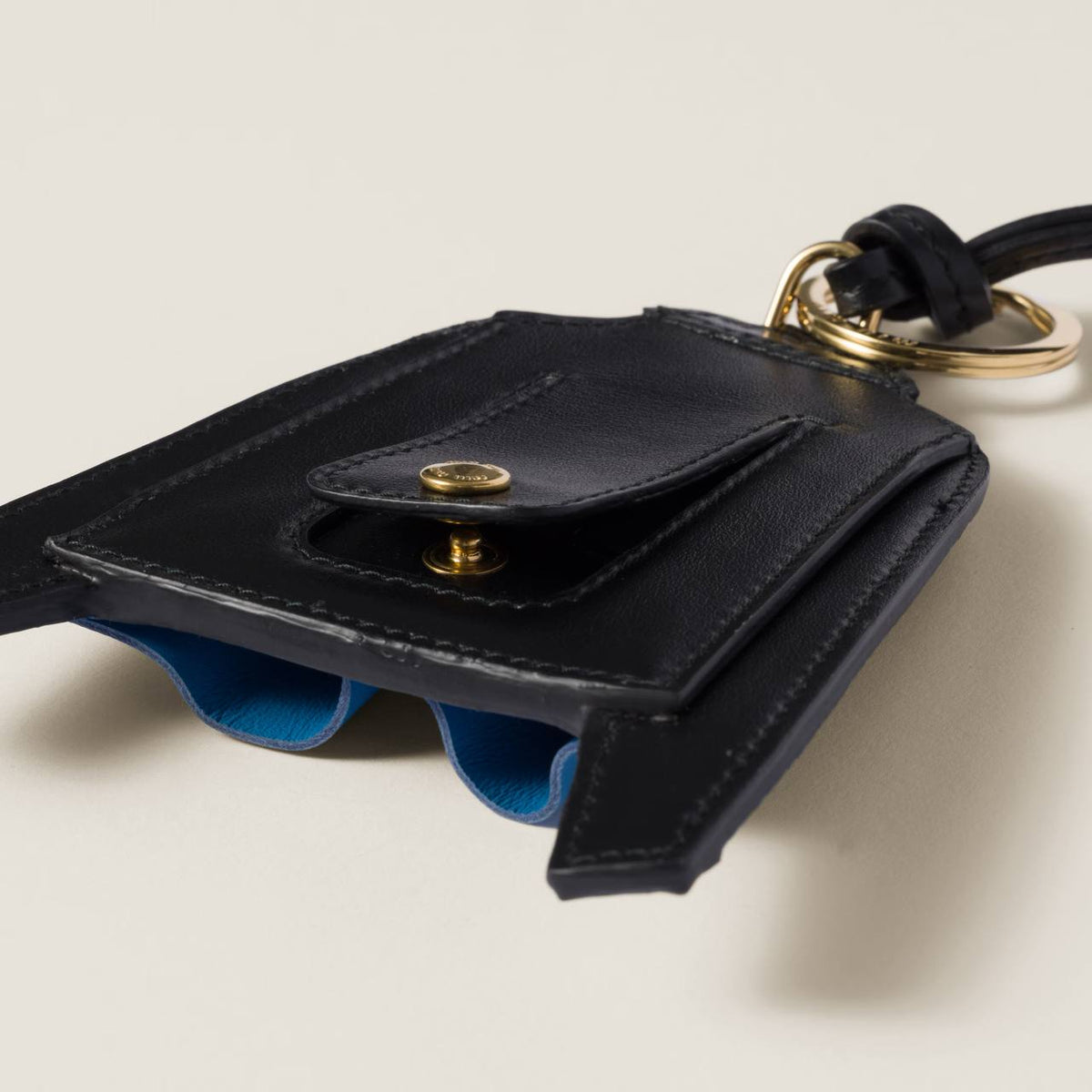 Miu Miu Leather keychain trick