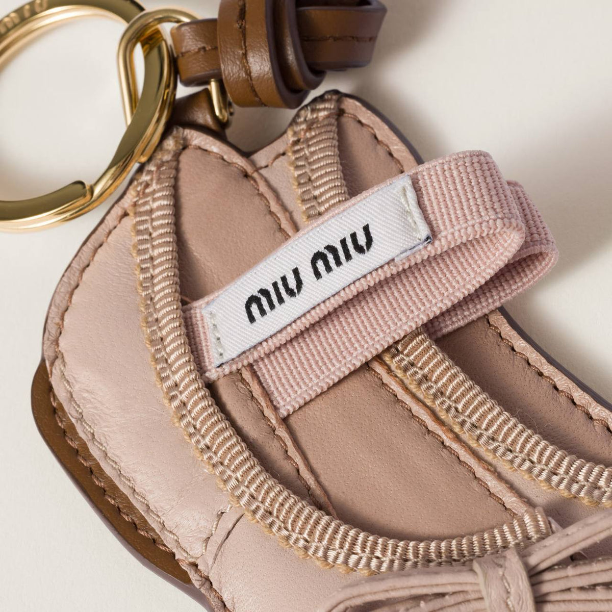 Miu Ballet leather keychain trick