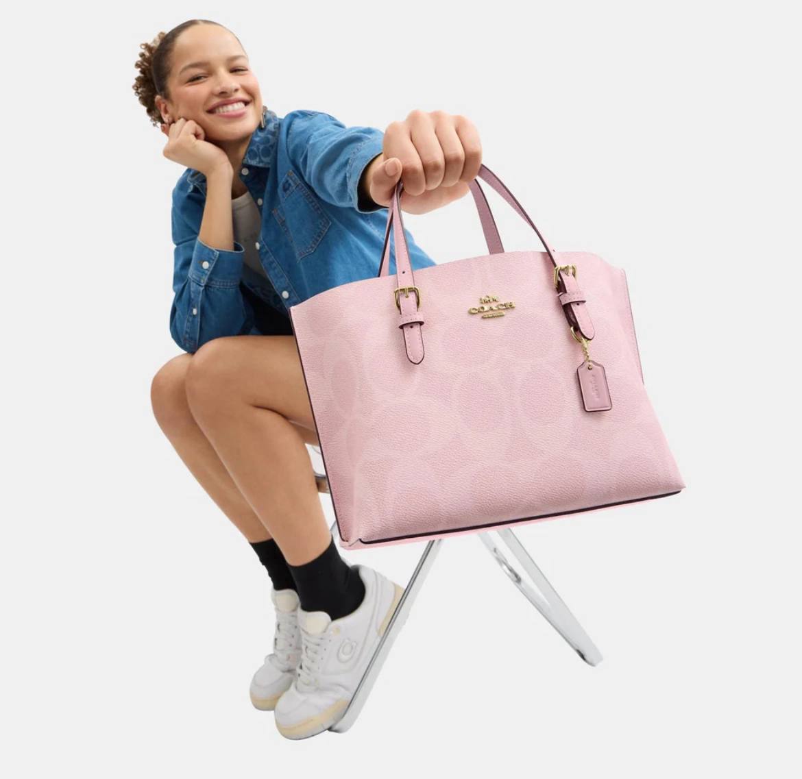 Coach Mollie Tote Bag 25 In Signature Canvas Baby Pink