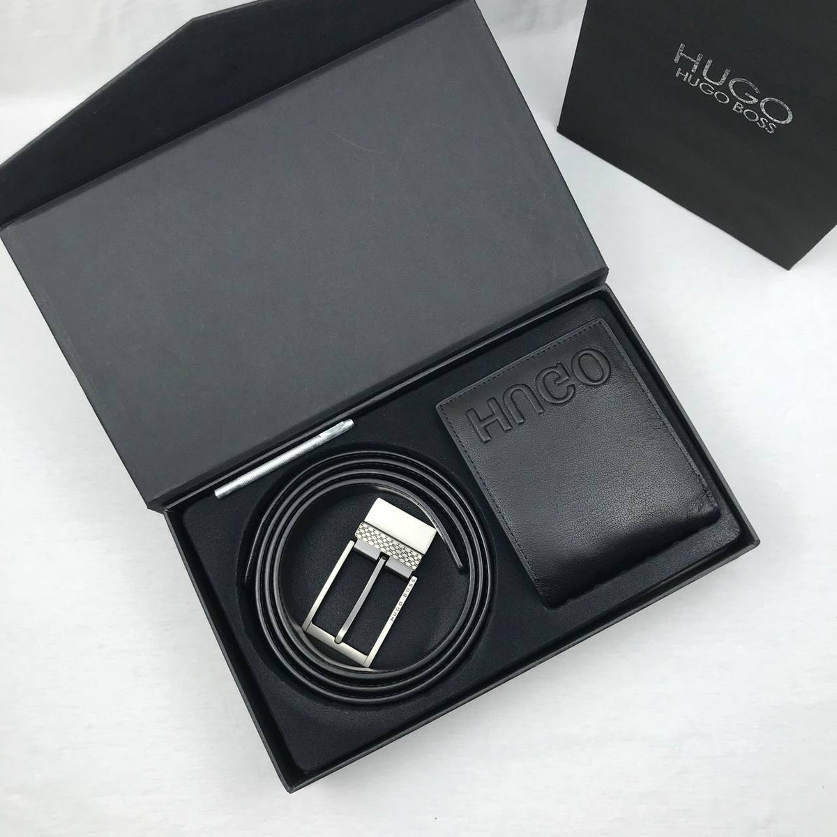 Hugo Boss Leather Wallet Set For Men