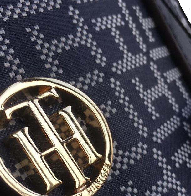 ๐๐๐ฏ๐ฒ ๐๐ฅ๐ฎ๐ ๐๐๐ - Puzzles Egypt