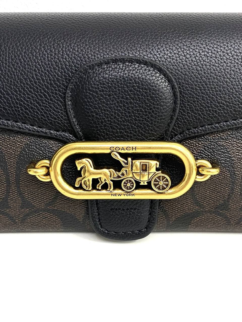 ๐๐ฅ๐ฎ๐ญ๐๐ก ๐๐๐ - Puzzles Egypt