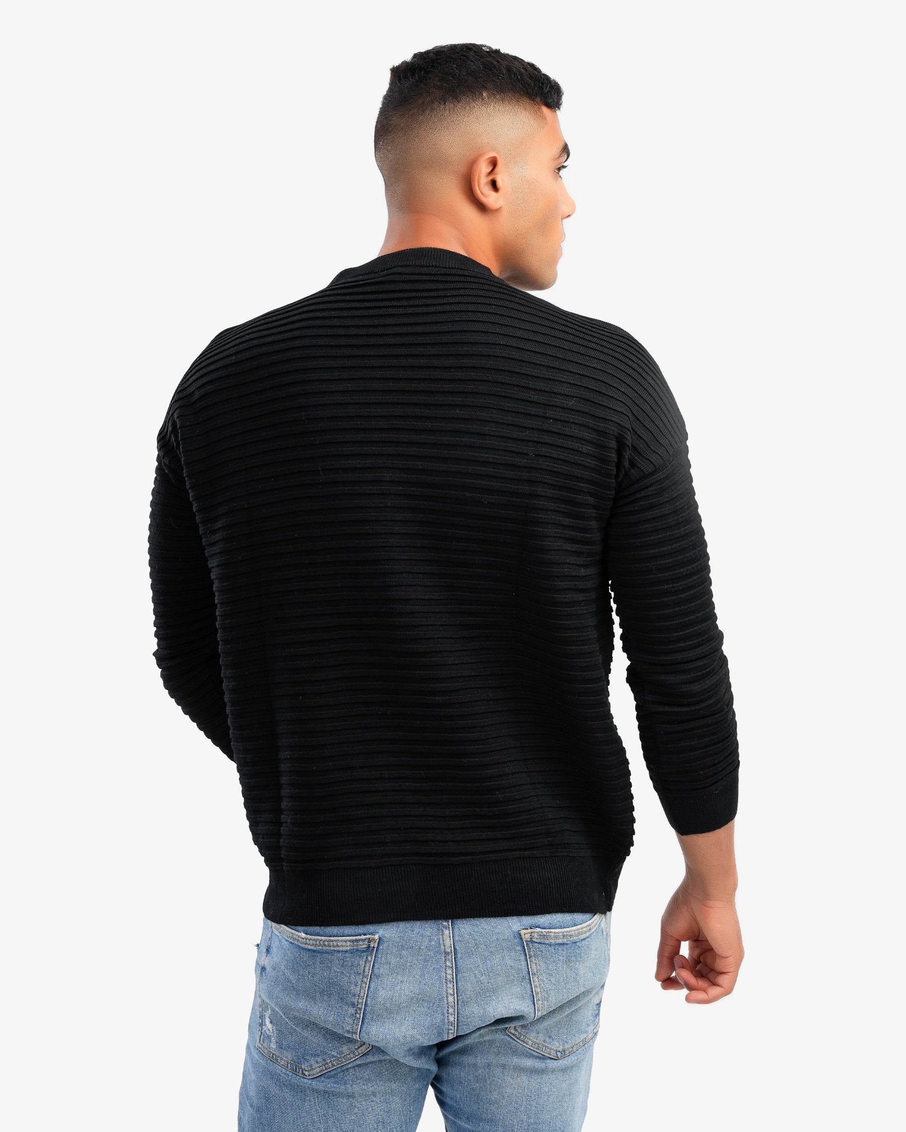 Men’s Crew Neck Ripped Pullover In Black