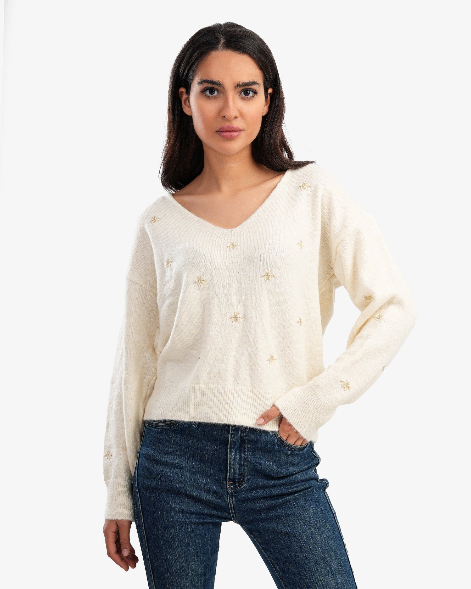 Women's V Neck Pullover In Off White