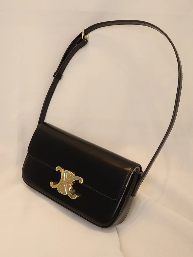 CELINE TRIOMPHE SHOULDER BAG IN SHINY CALFSKIN BLACK