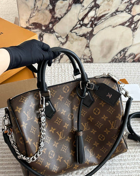 Louis Vuitton Speedy Soft 30 Dark