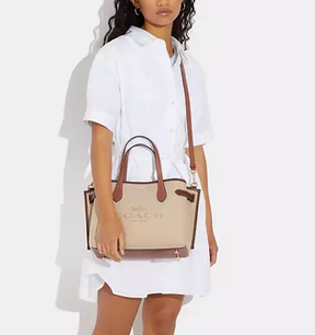 Coach Hanna Carryall Bag