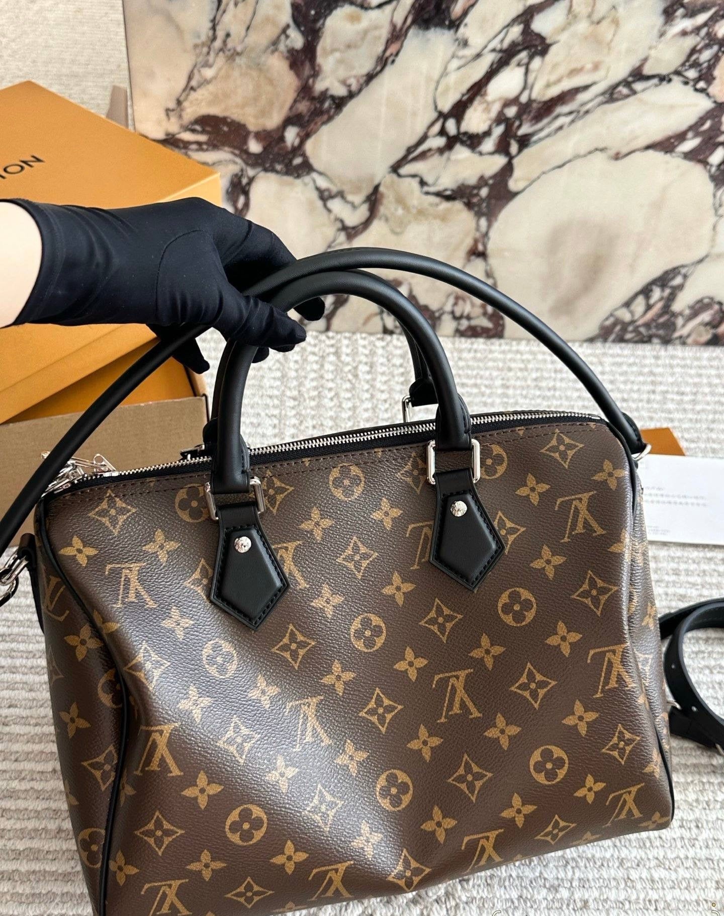 Louis Vuitton Speedy Soft 30 Dark