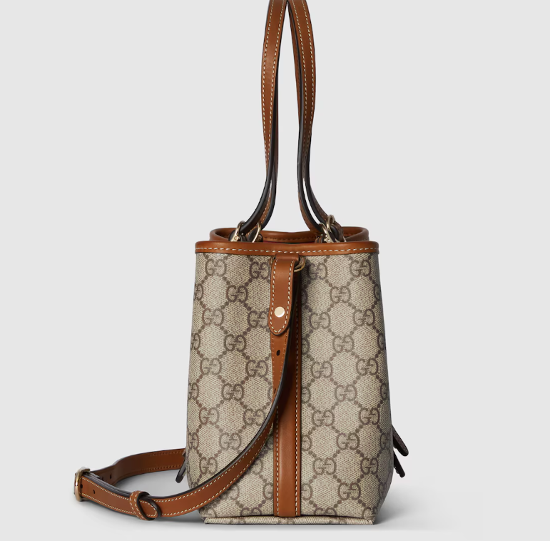 Gucci GG Emblem medium tote bag