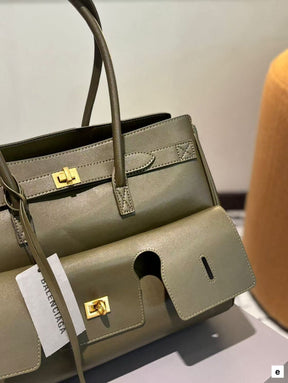 Balenciaga leather shoulder bag