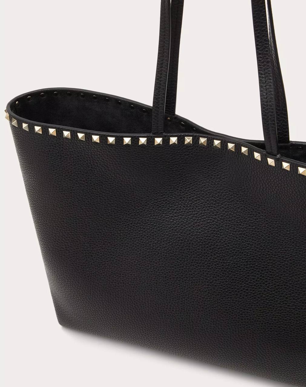 Valentino Garavani Rockstud tote bag in grainy calfskin leather