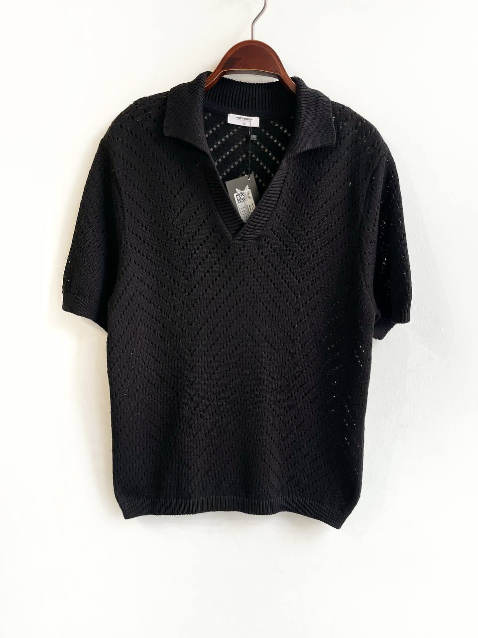 Men's Black Crochet V Neck Collar T-shirt