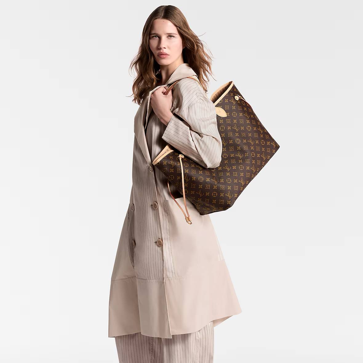 LV Neverfull GM tote unites timeless design with heritage details