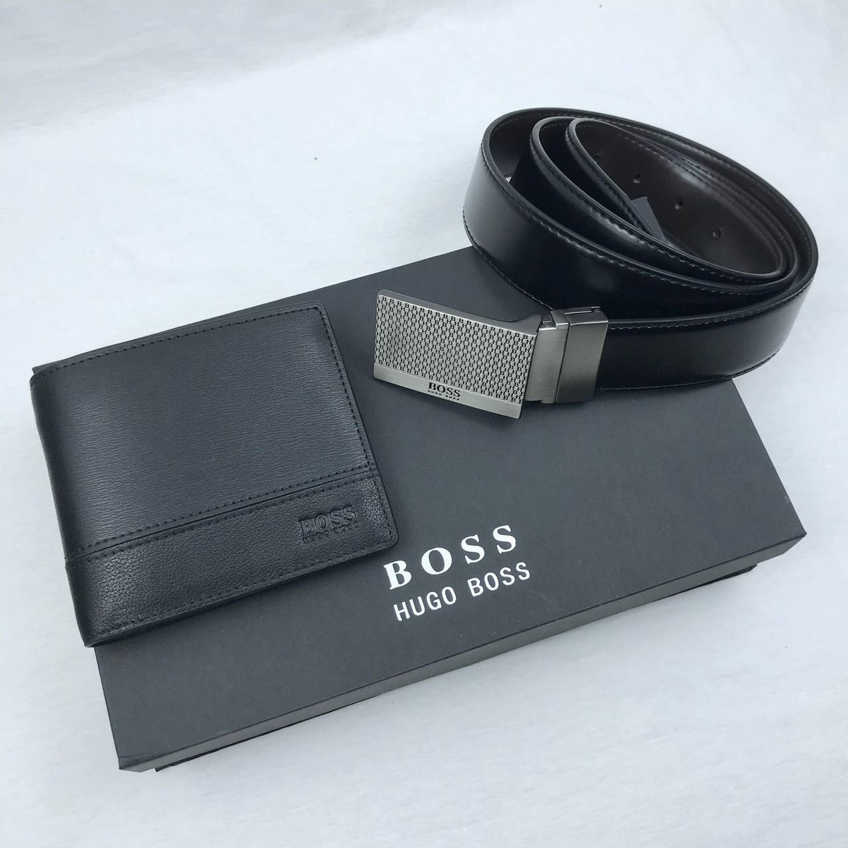 Hugo Boss Leather Wallet Set For Men