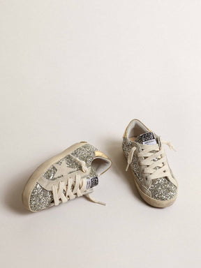 Super-Star Young in glitter with a suede star and gold heel tab