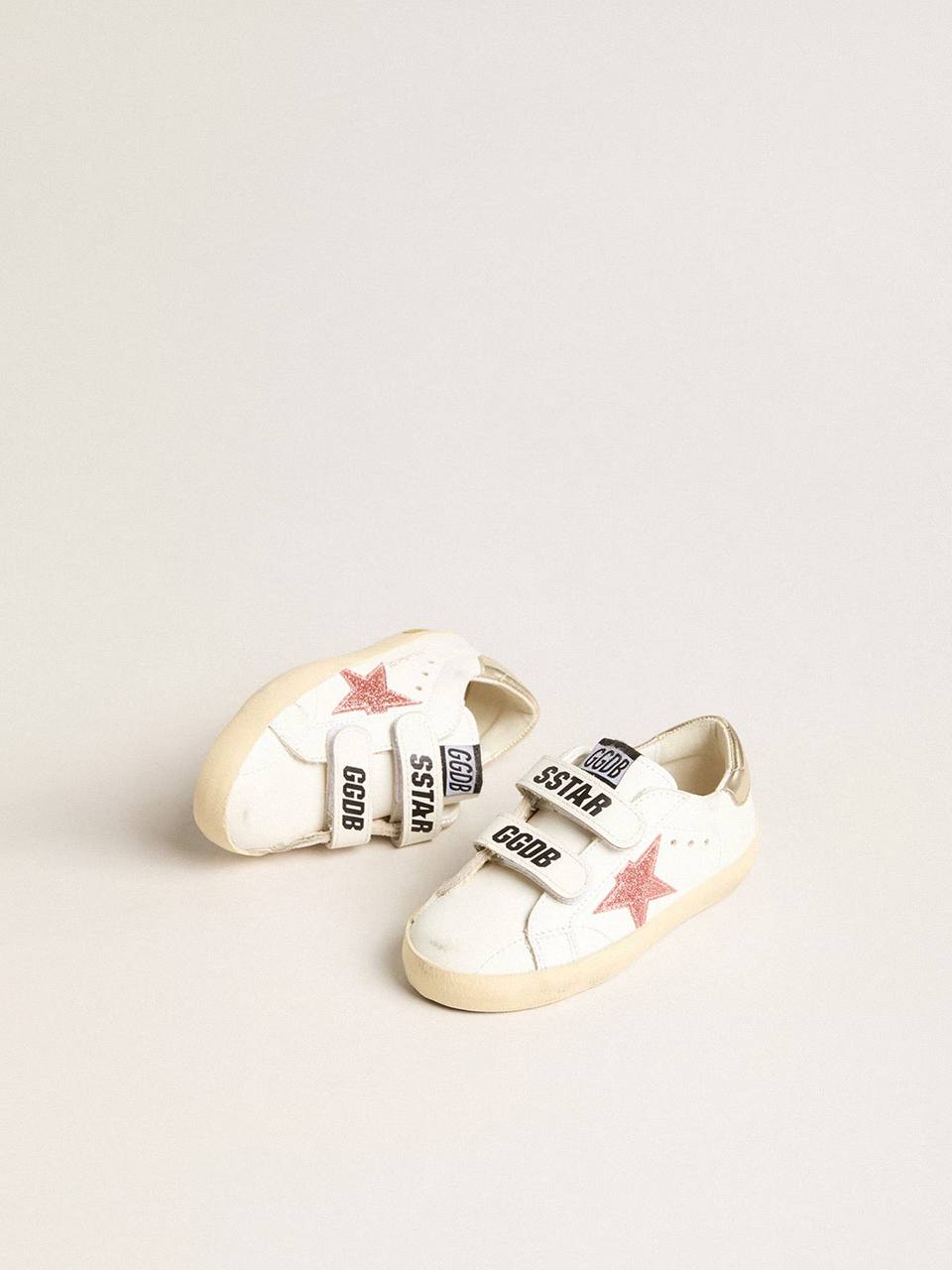 Young Old School in leather with metallic peach leather star