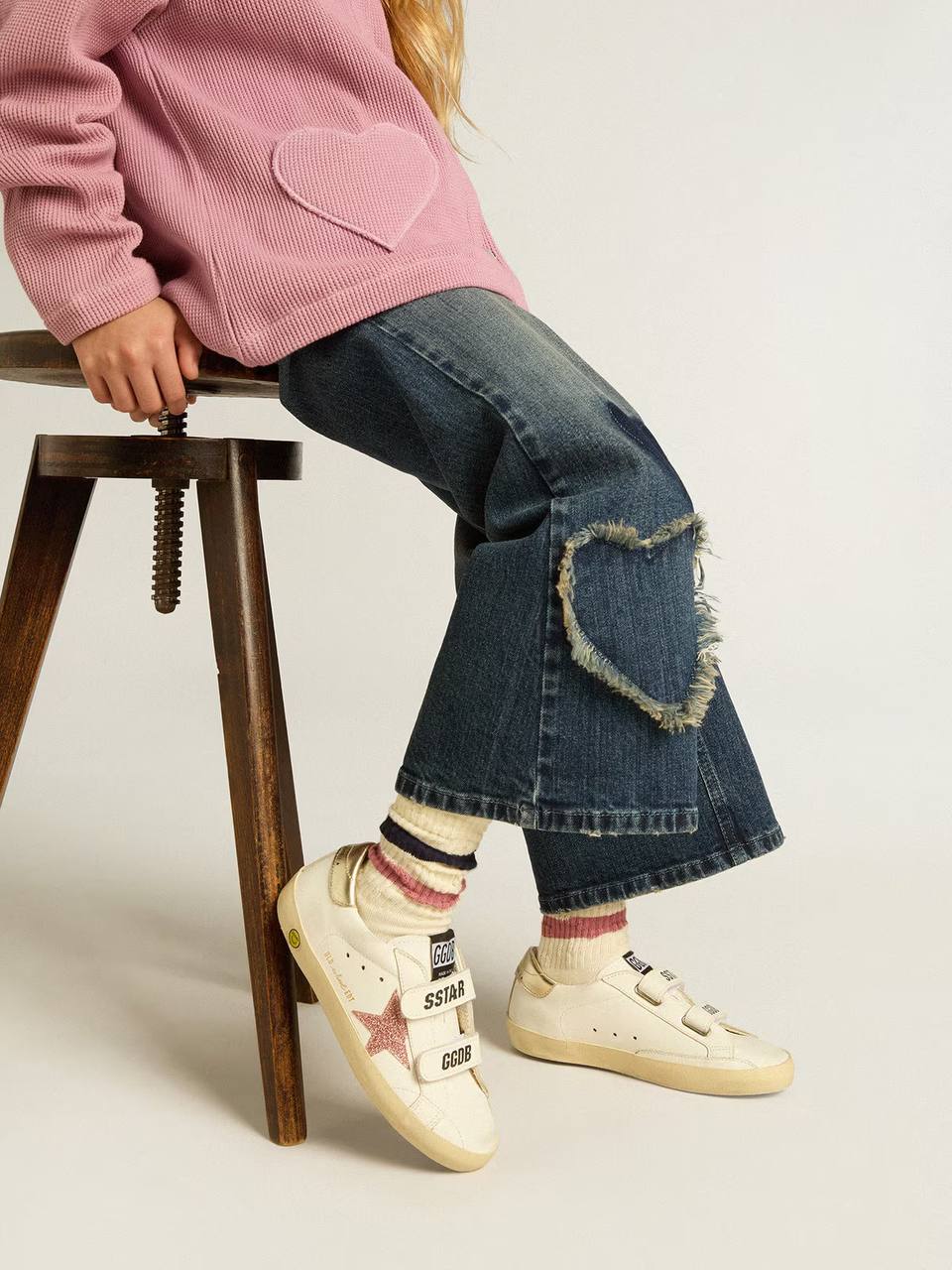 Young Old School in leather with metallic peach leather star