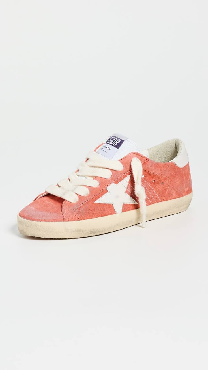 Women’s Super-Star in coral suede with white leather star and heel tab