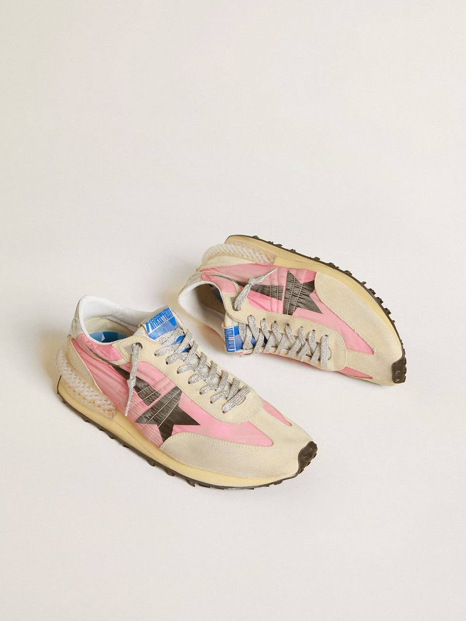 Women’s Marathon in pink nylon and gold suede with black printed star