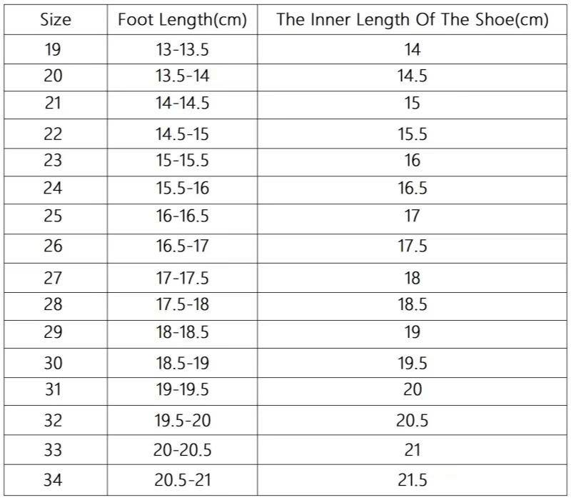 Young Ball Star in leather with cream-colored star and red leather heel tab